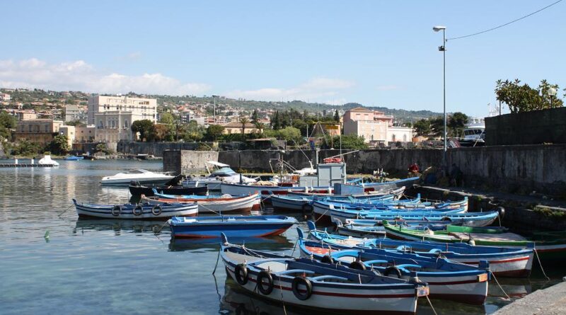 Ognina porticciolo Catania live