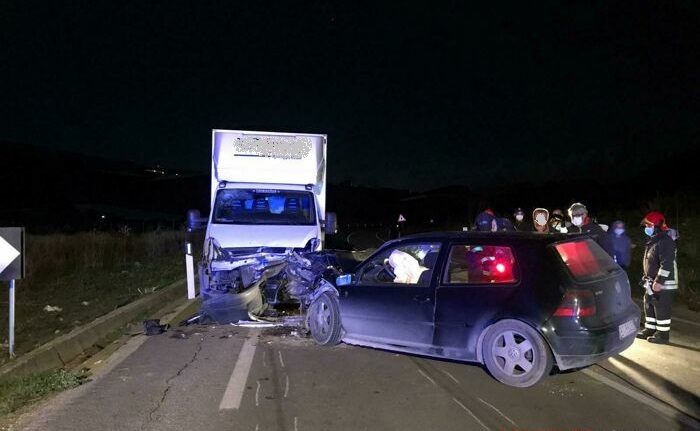 Incidente mortale auto furgone Agrigento