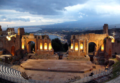 taobuk teatro antico taormina Sicilia notte europea musei