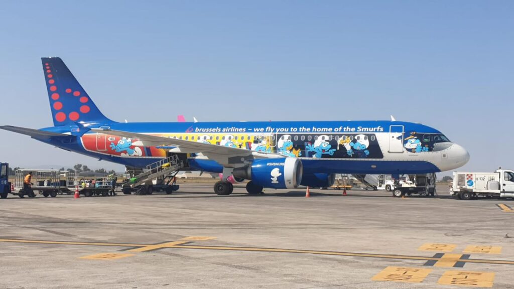 aeroporto catania aereo puffi integrale