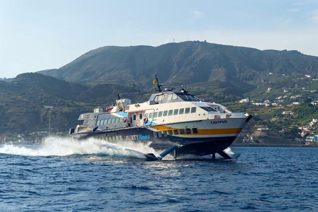 isole eolie aliscafi