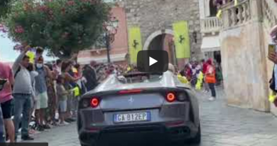 Ferrari Cavalcade Taormina