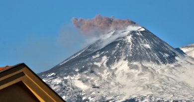 Etna eruzione cenere Bertino