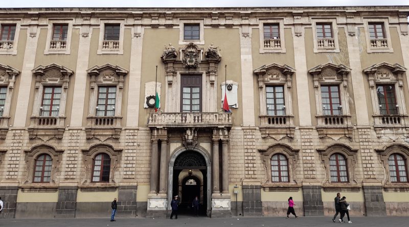 palazzo degli elefanti catania