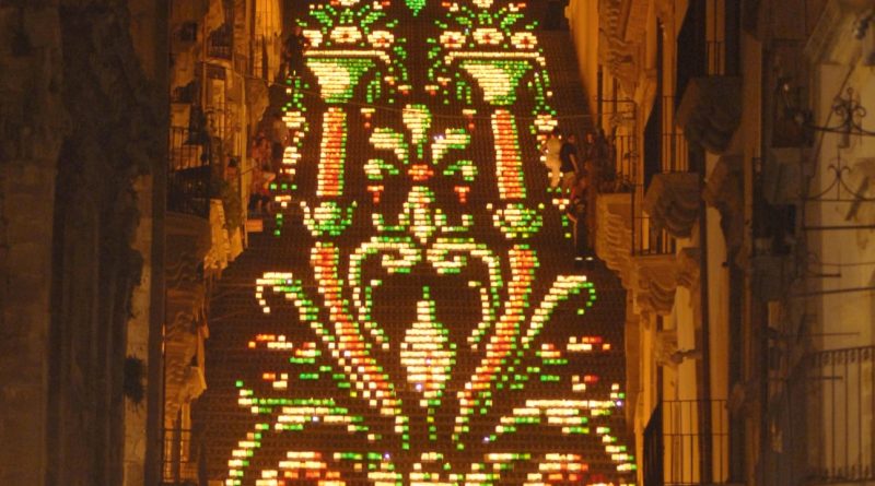 scala illuminata Caltagirone