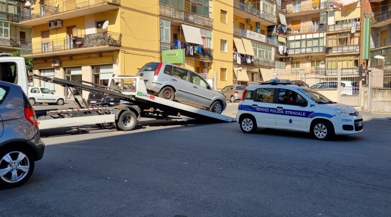 catania auto abbandonate rimosse