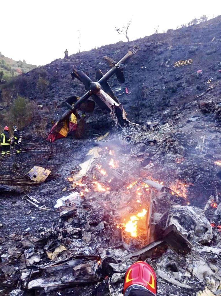 resti canadair precipitato