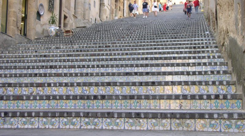 scala santa maria del monte caltagirone