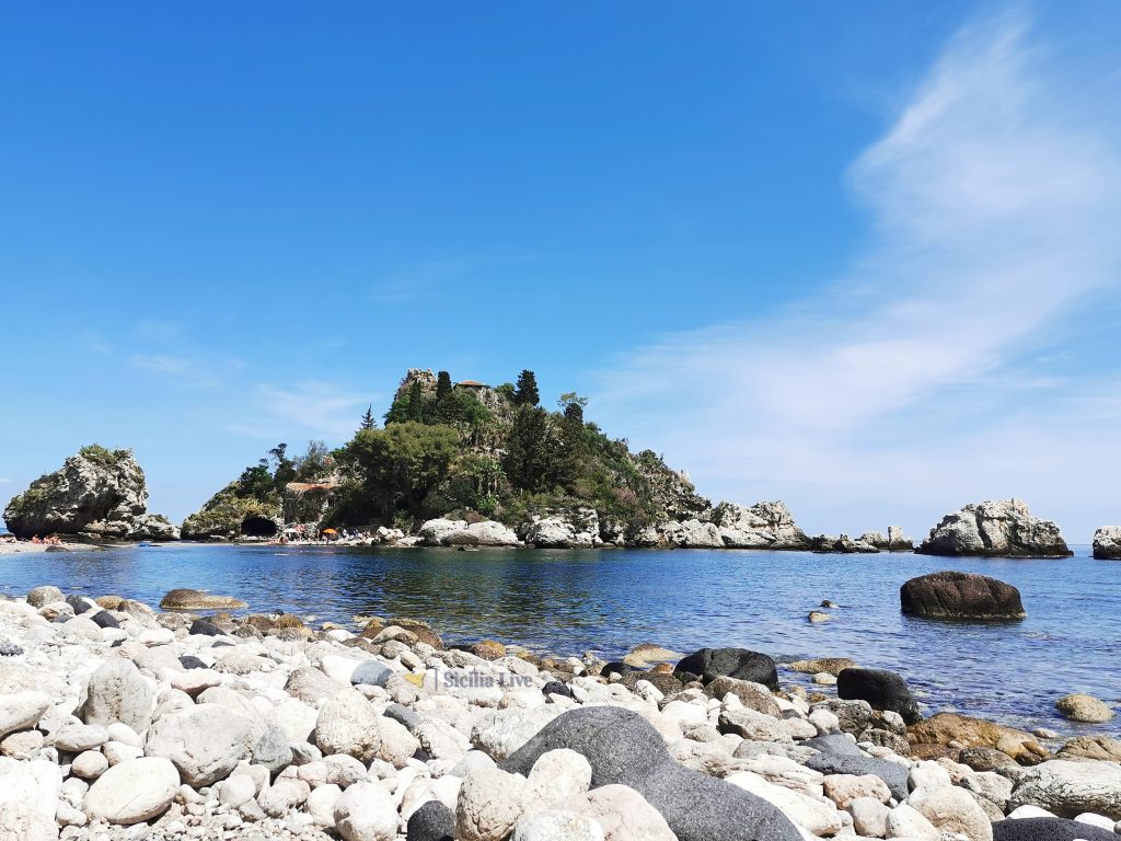 isola bella taormina sicilia sicilialive