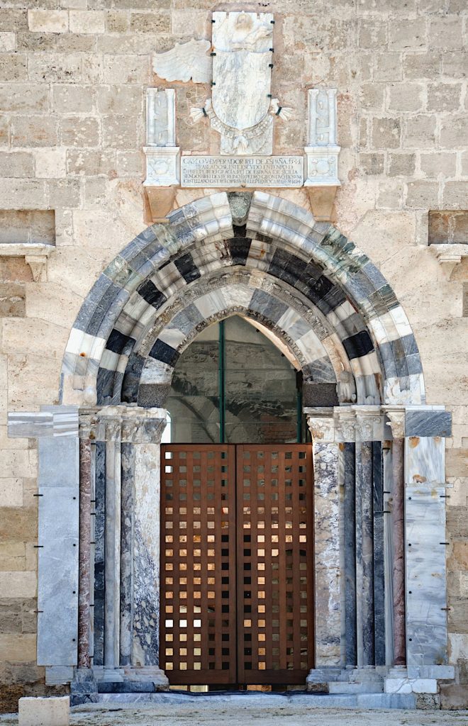 Castello Maniace Siracusa porta