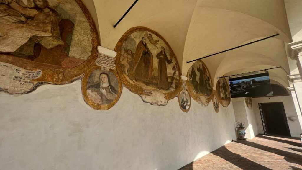 Affreschi restauro santa maria di gesù catania