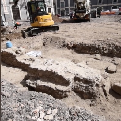 lavori piazza duca genova catania reperti archeologici ritrovamenti