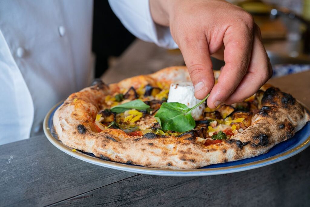pizzeria siciliana saccharum pizza norma