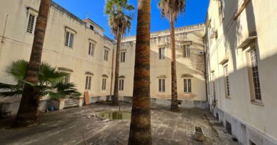 cantiere in corso centro accoglienza droga palermo interno