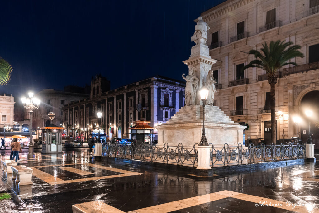 Bellini piazza Stesicoro Catania (2)