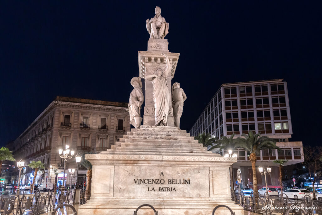 Bellini piazza Stesicoro Catania (3)