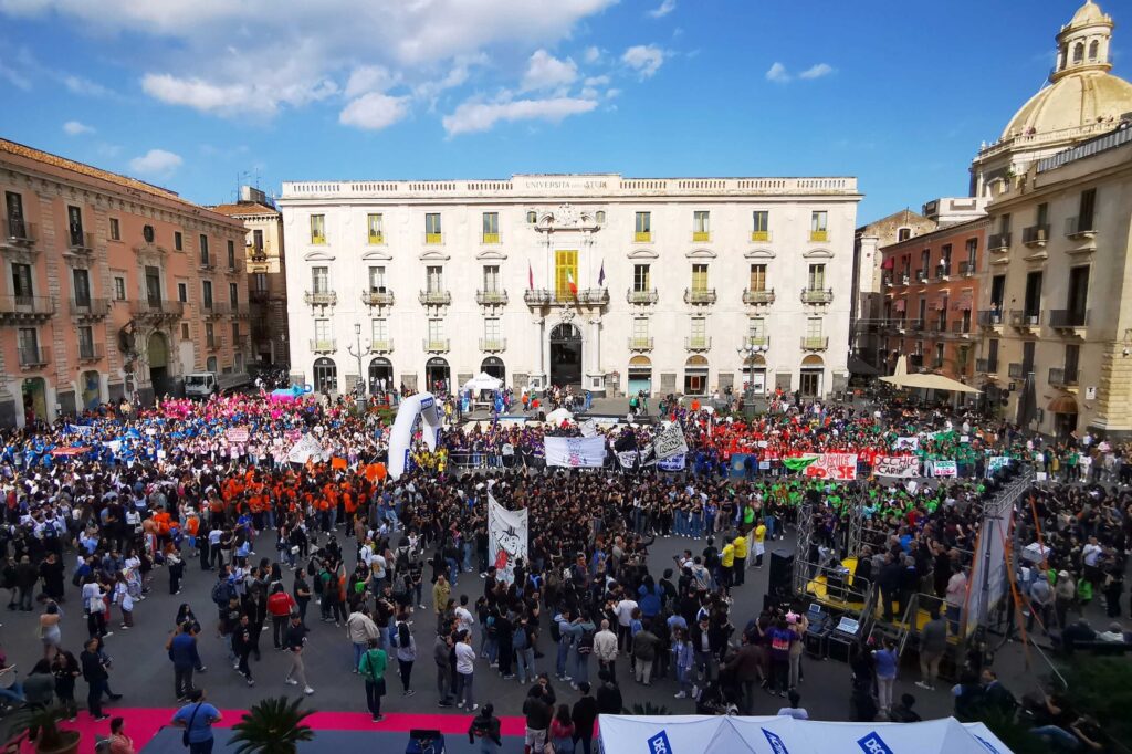 Parata studenti palio ateneo università catania
