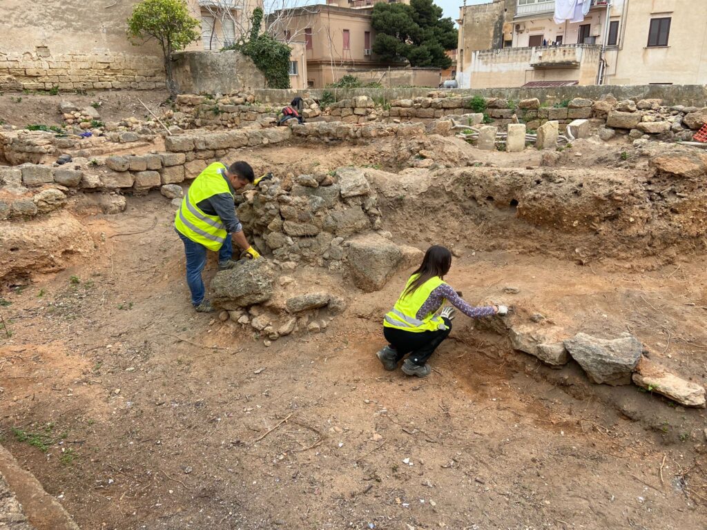 VICO INFERMERIA_PULITURA ARCHEOLOGICA parco lilibeo marsala