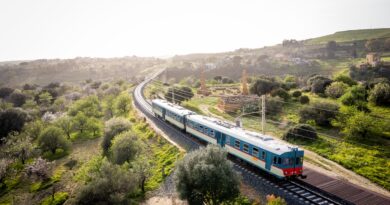150esimo anniversario ferrovia Agrigento - Porto Empedocle (2) treno
